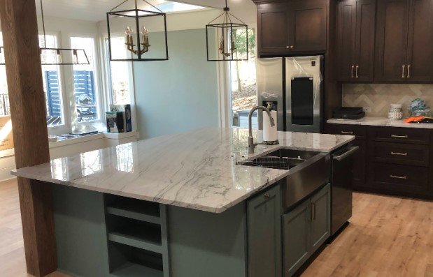 Modern kitchen renovation by Ringelberg Construction